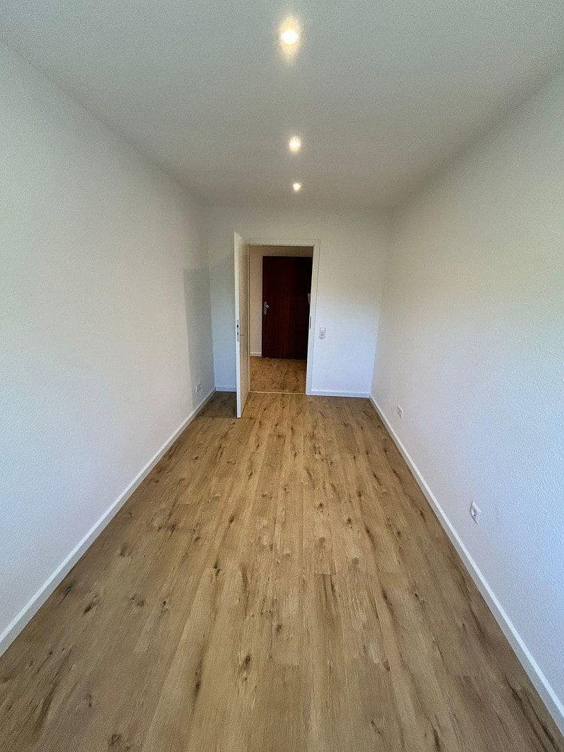 Pronájem bytu 3+1 75 m², Fritz Frey Straße 9, Heidelberg, Bádensko-Württembersko Pronájem bytu 3+1 75 m², Fritz Frey Straße 9, Heidelberg, Bádensko-Württembersko