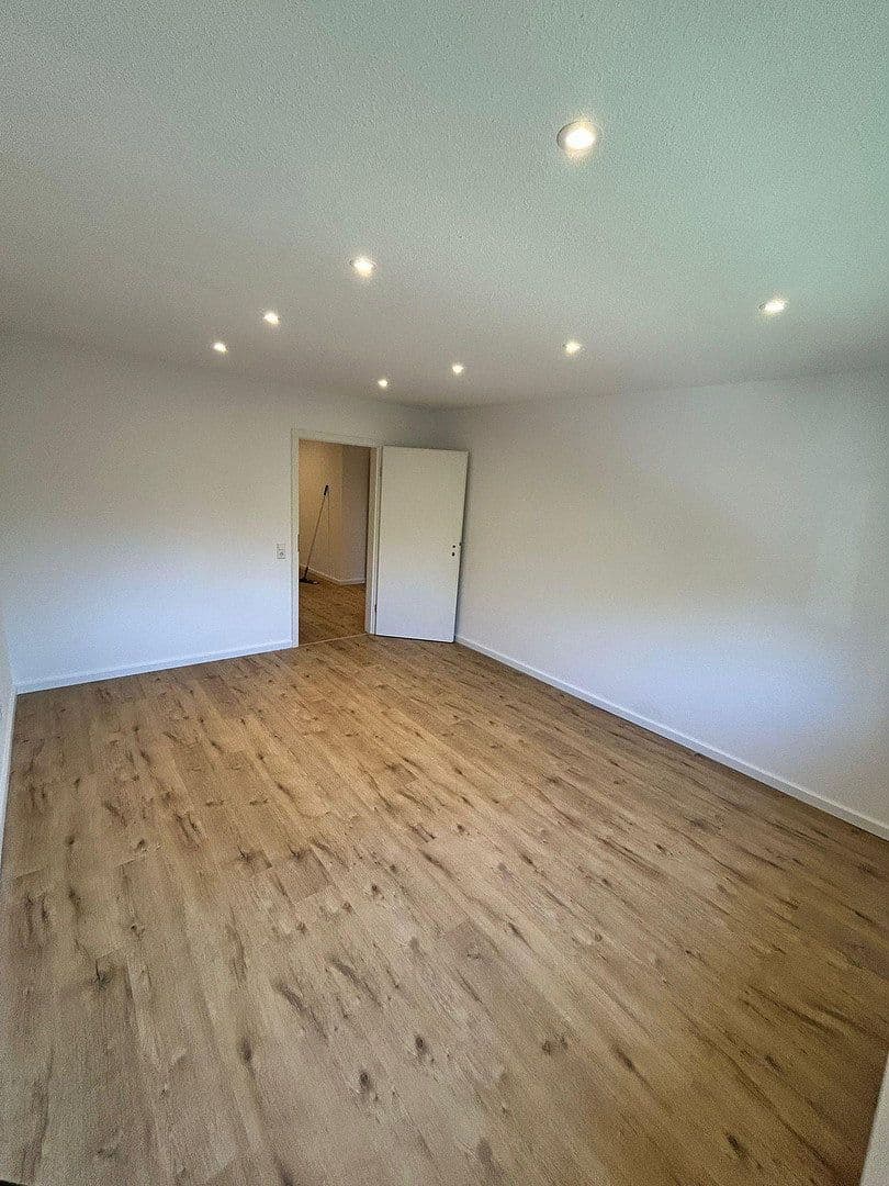 Pronájem bytu 3+1 75 m², Fritz Frey Straße 9, Heidelberg, Bádensko-Württembersko Pronájem bytu 3+1 75 m², Fritz Frey Straße 9, Heidelberg, Bádensko-Württembersko