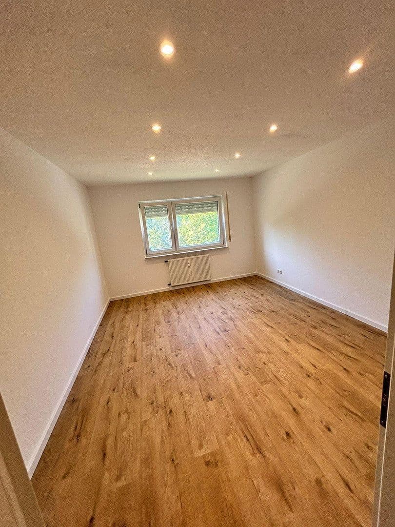Pronájem bytu 3+1 75 m², Fritz Frey Straße 9, Heidelberg, Bádensko-Württembersko Pronájem bytu 3+1 75 m², Fritz Frey Straße 9, Heidelberg, Bádensko-Württembersko