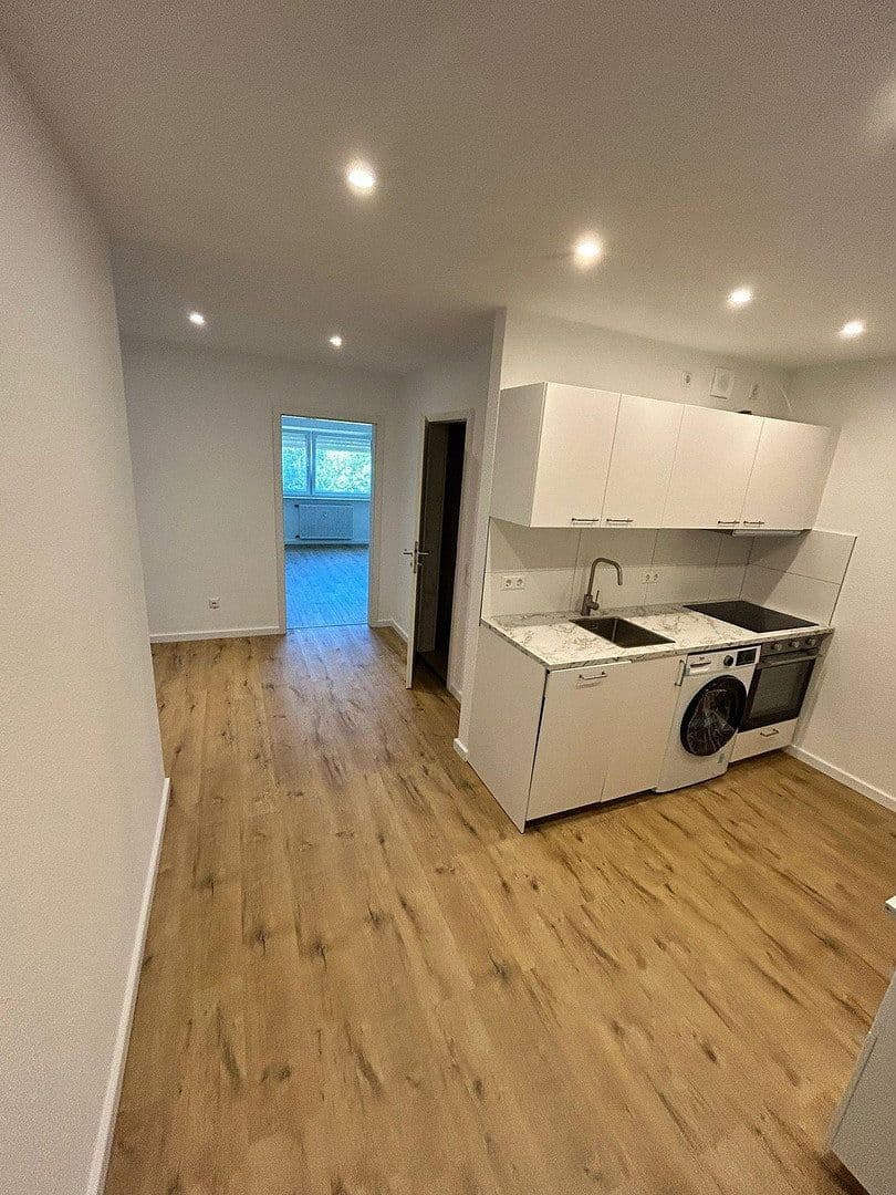 Pronájem bytu 3+1 75 m², Fritz Frey Straße 9, Heidelberg, Bádensko-Württembersko Pronájem bytu 3+1 75 m², Fritz Frey Straße 9, Heidelberg, Bádensko-Württembersko