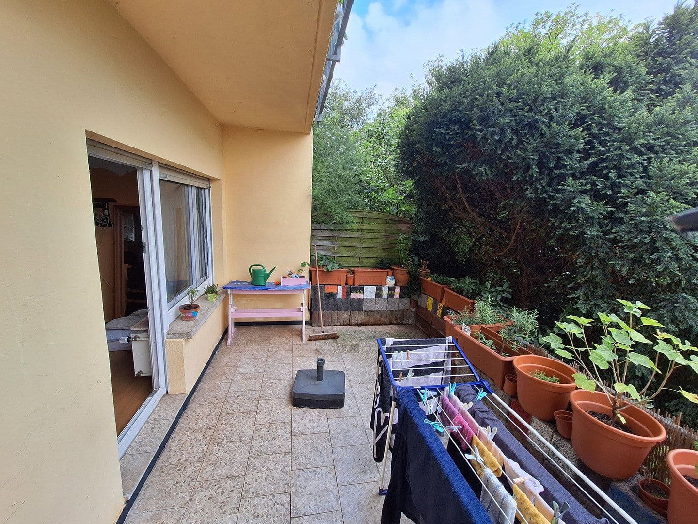 Prodej domu 220 m², pozemek 3.117 m², Lessingstraße 61, Bad Kreuznach, Porýní-Falc Prodej domu 220 m², pozemek 3.117 m², Lessingstraße 61, Bad Kreuznach, Porýní-Falc