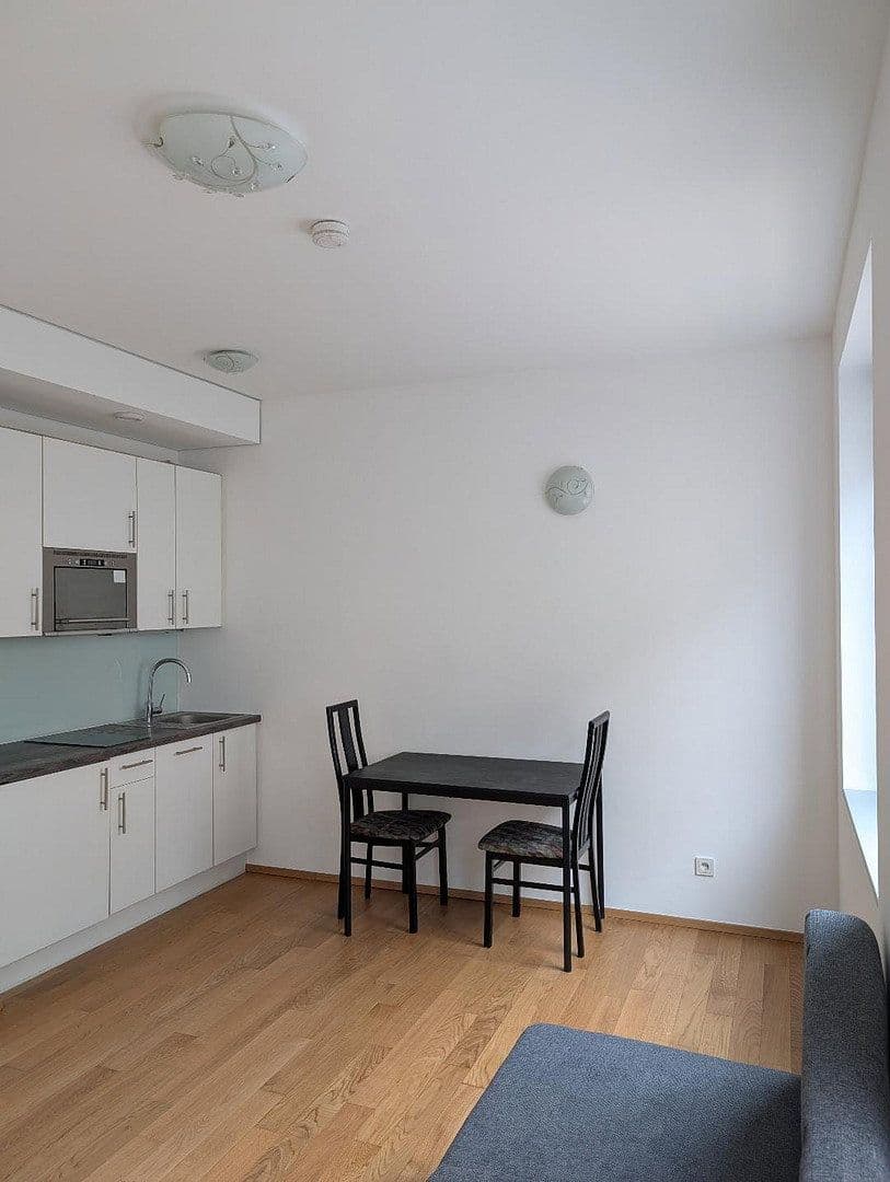Prodej bytu 2+1 35 m², Haussteinstraße 2, Wien, Wien Prodej bytu 2+1 35 m², Haussteinstraße 2, Wien, Wien