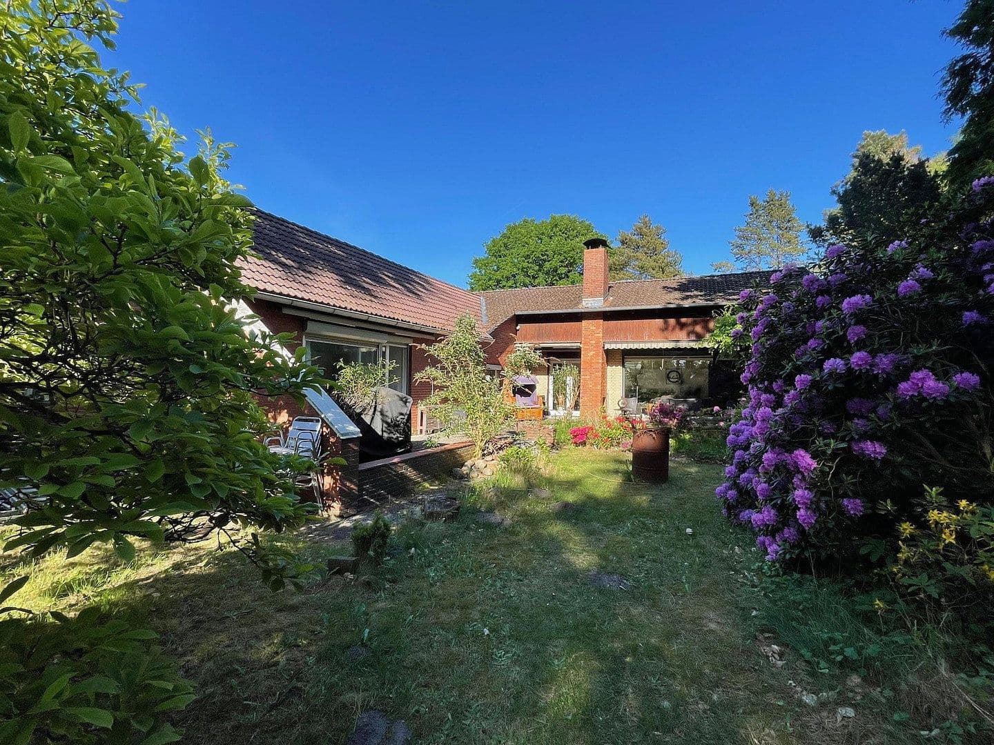 Prodej domu 180 m², pozemek 1.789 m², Wedel, Šlesvicko-Holštýnsko Prodej domu 180 m², pozemek 1.789 m², Wedel, Šlesvicko-Holštýnsko