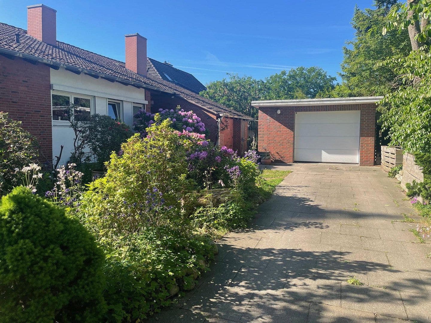 Prodej domu 180 m², pozemek 1.789 m², Wedel, Šlesvicko-Holštýnsko Prodej domu 180 m², pozemek 1.789 m², Wedel, Šlesvicko-Holštýnsko