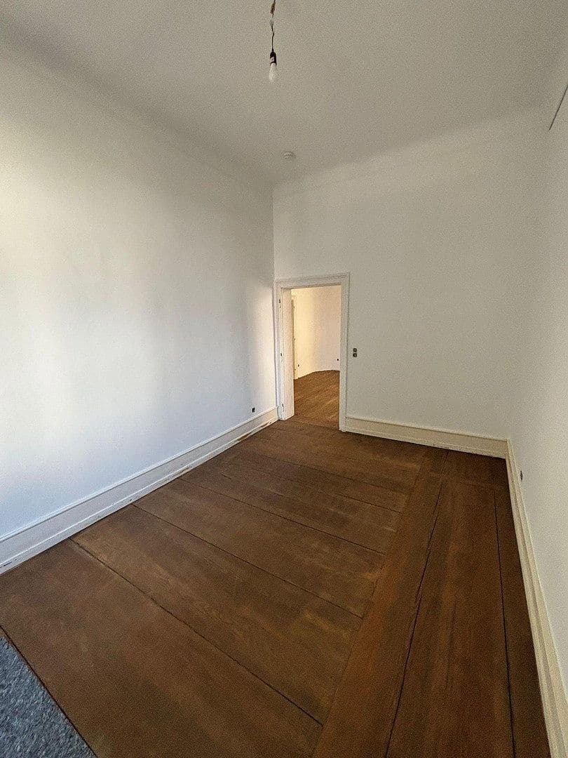 Pronájem bytu 3+1 82 m², Frankfurt, Hessen Pronájem bytu 3+1 82 m², Frankfurt, Hessen