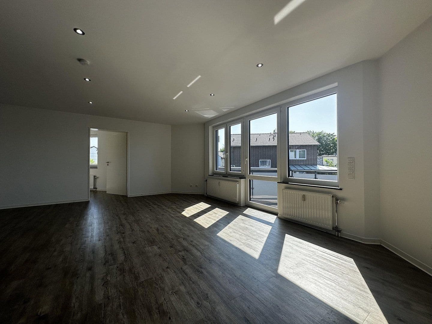 Pronájem bytu 2+1 64 m², Übacher Weg 121 + 123, Alsdorf, Severní Porýní-Vestfálsko Pronájem bytu 2+1 64 m², Übacher Weg 121 + 123, Alsdorf, Severní Porýní-Vestfálsko