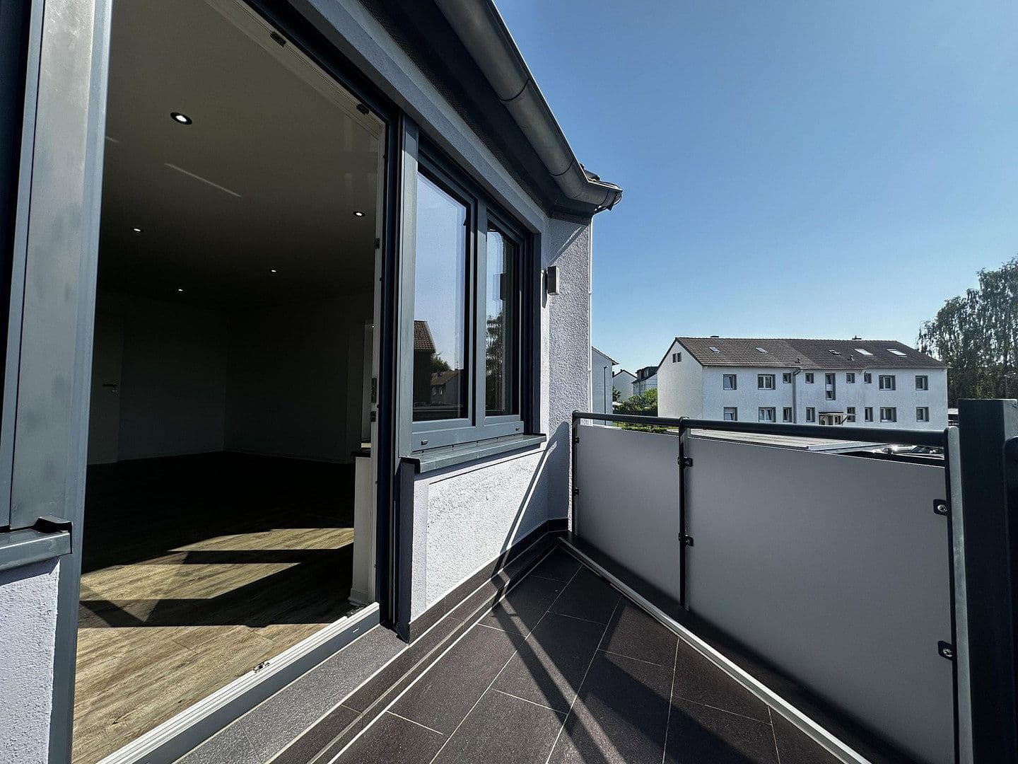 Pronájem bytu 2+1 64 m², Übacher Weg 121 + 123, Alsdorf, Severní Porýní-Vestfálsko Pronájem bytu 2+1 64 m², Übacher Weg 121 + 123, Alsdorf, Severní Porýní-Vestfálsko
