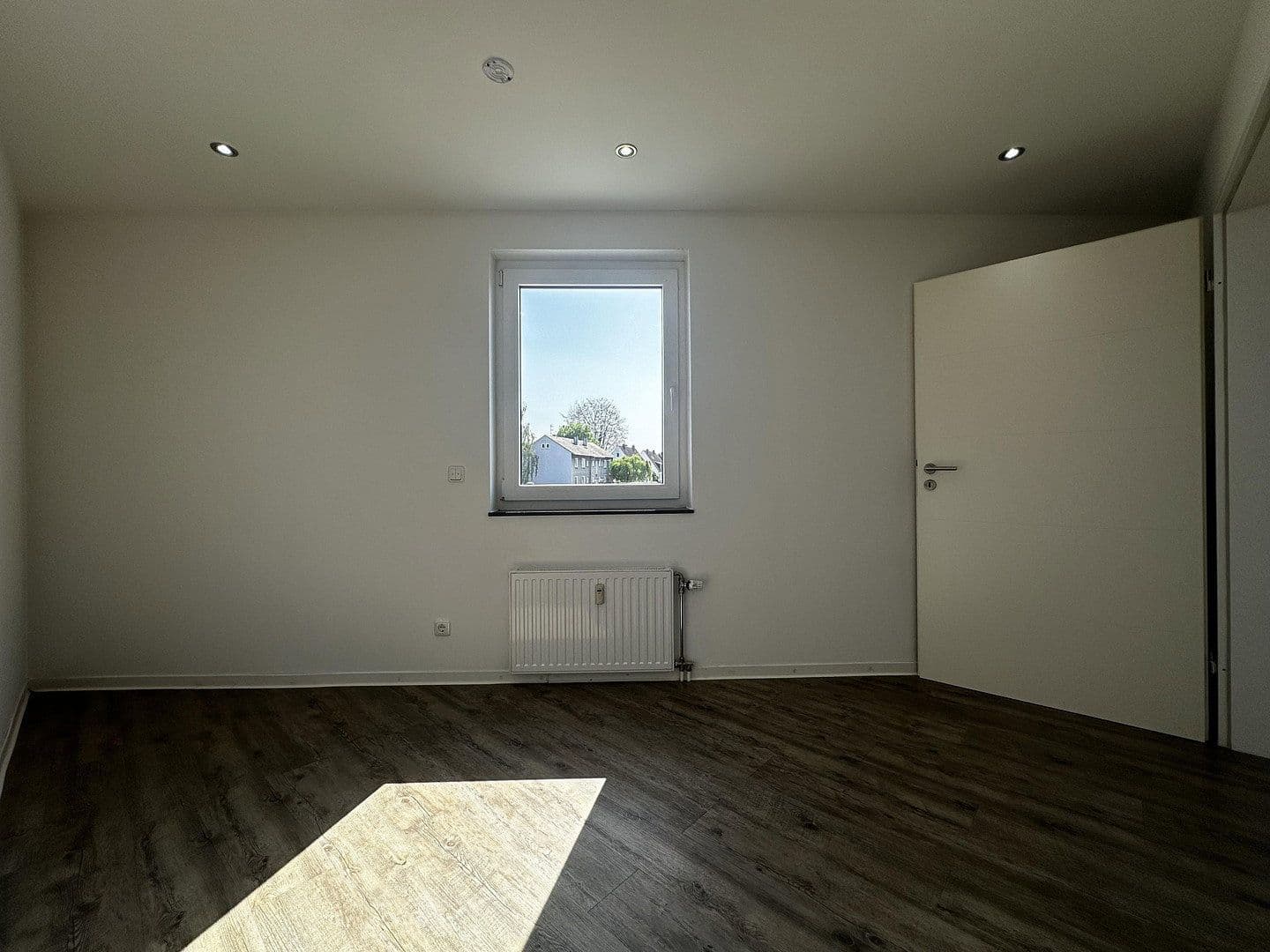 Pronájem bytu 2+1 64 m², Übacher Weg 121 + 123, Alsdorf, Severní Porýní-Vestfálsko Pronájem bytu 2+1 64 m², Übacher Weg 121 + 123, Alsdorf, Severní Porýní-Vestfálsko