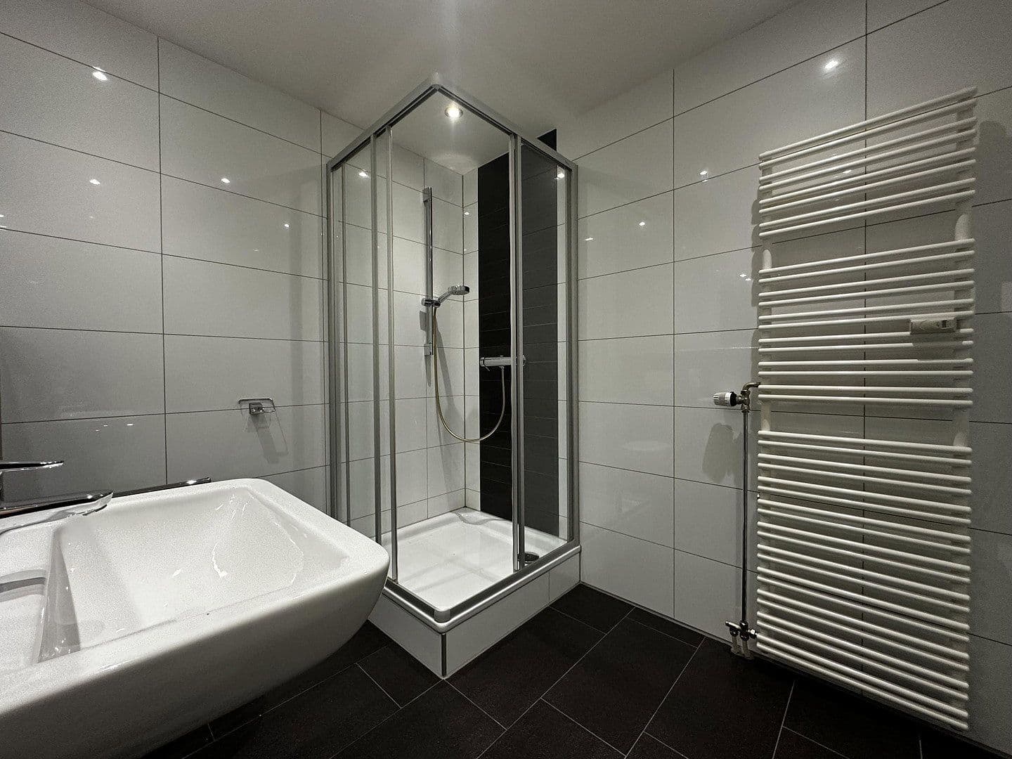 Pronájem bytu 2+1 64 m², Übacher Weg 121 + 123, Alsdorf, Severní Porýní-Vestfálsko Pronájem bytu 2+1 64 m², Übacher Weg 121 + 123, Alsdorf, Severní Porýní-Vestfálsko