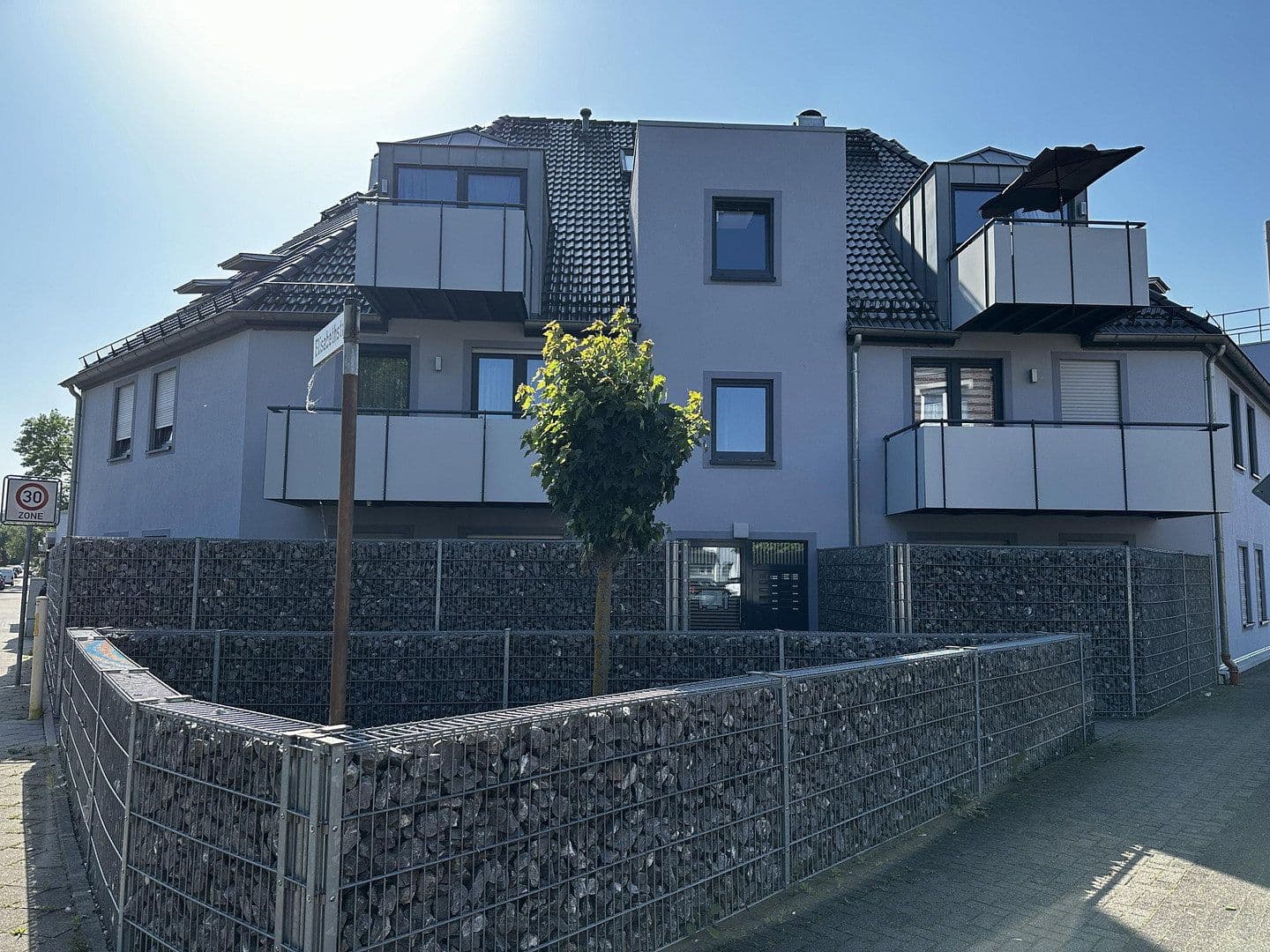 Pronájem bytu 2+1 64 m², Übacher Weg 121 + 123, Alsdorf, Severní Porýní-Vestfálsko Pronájem bytu 2+1 64 m², Übacher Weg 121 + 123, Alsdorf, Severní Porýní-Vestfálsko