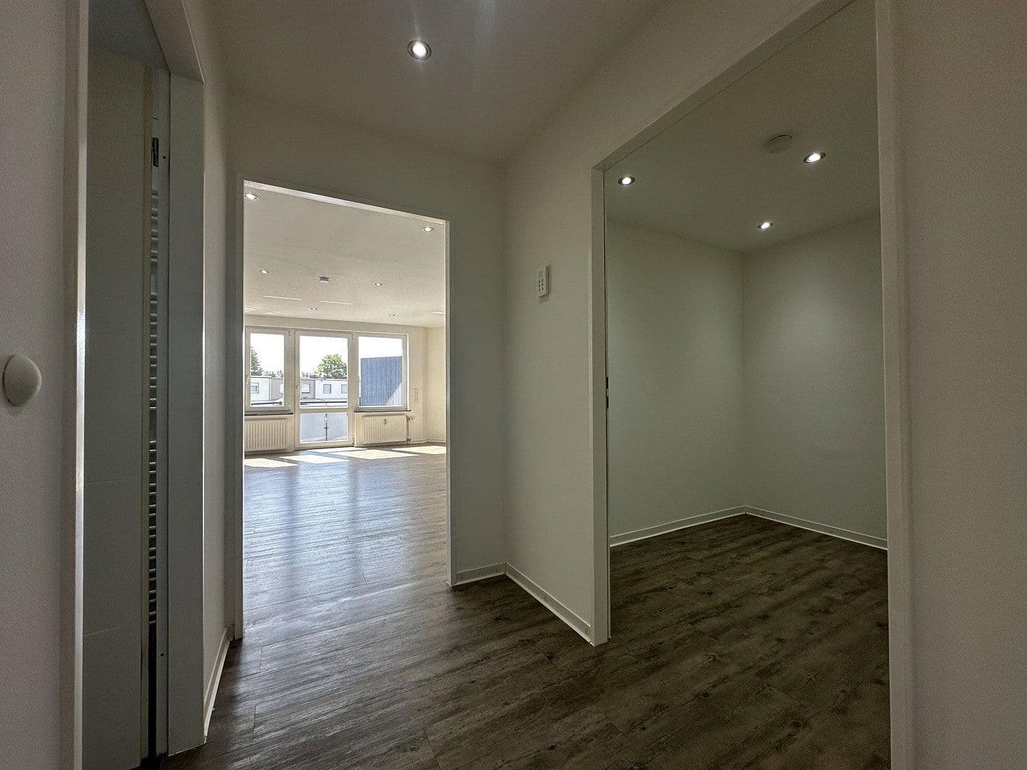 Pronájem bytu 2+1 64 m², Übacher Weg 121 + 123, Alsdorf, Severní Porýní-Vestfálsko Pronájem bytu 2+1 64 m², Übacher Weg 121 + 123, Alsdorf, Severní Porýní-Vestfálsko