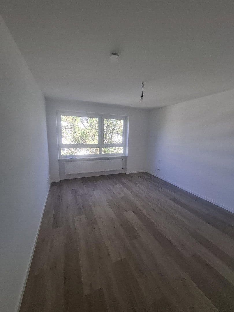 Pronájem bytu 3+1 76 m², Unterhaching, Bavorsko Pronájem bytu 3+1 76 m², Unterhaching, Bavorsko