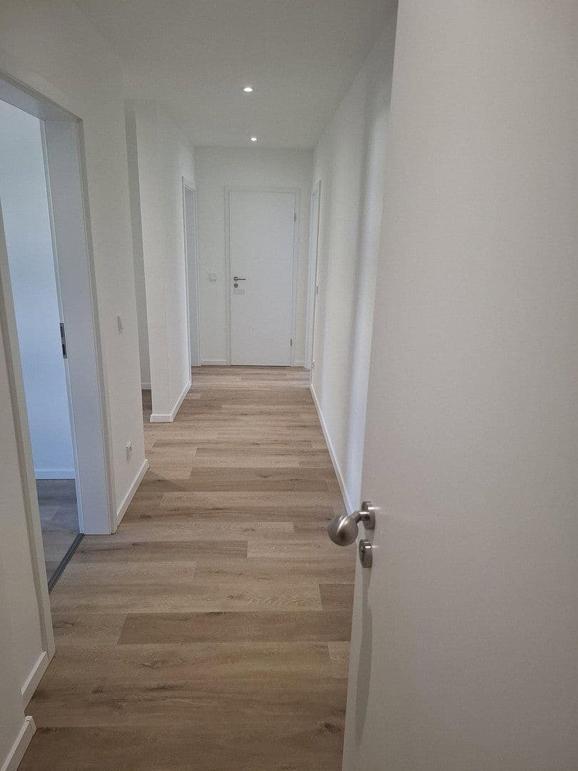 Pronájem bytu 3+1 76 m², Unterhaching, Bavorsko Pronájem bytu 3+1 76 m², Unterhaching, Bavorsko