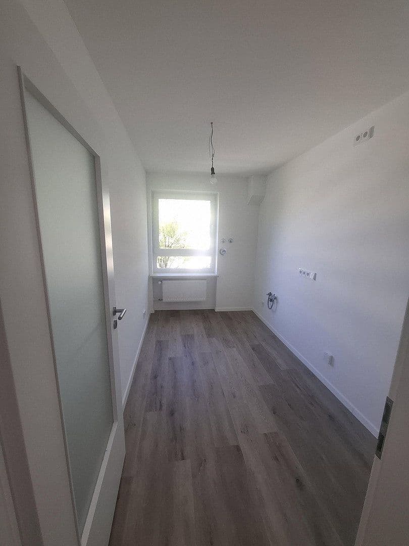 Pronájem bytu 3+1 76 m², Unterhaching, Bavorsko Pronájem bytu 3+1 76 m², Unterhaching, Bavorsko
