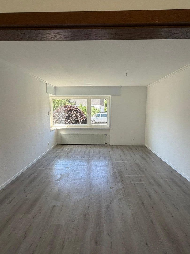 Pronájem bytu 2+1 98 m², Eilendorfer Straße 102, Cáchy, Severní Porýní-Vestfálsko Pronájem bytu 2+1 98 m², Eilendorfer Straße 102, Cáchy, Severní Porýní-Vestfálsko