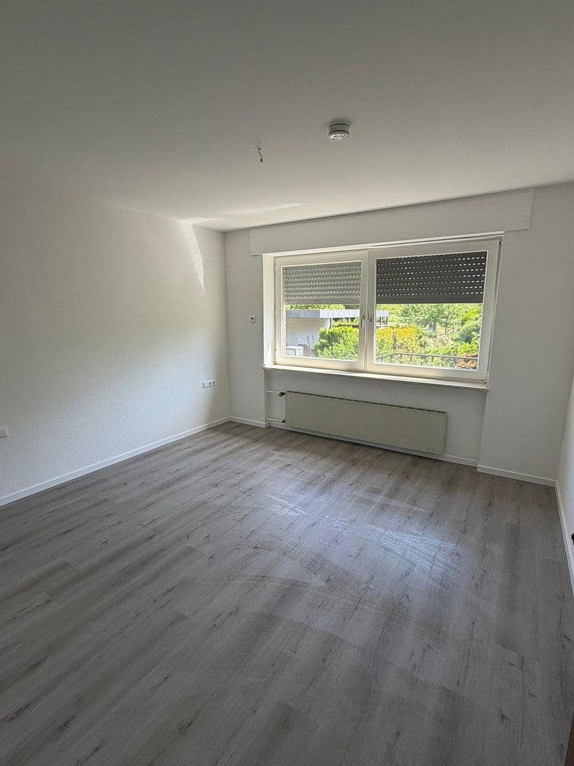 Pronájem bytu 2+1 98 m², Eilendorfer Straße 102, Cáchy, Severní Porýní-Vestfálsko Pronájem bytu 2+1 98 m², Eilendorfer Straße 102, Cáchy, Severní Porýní-Vestfálsko