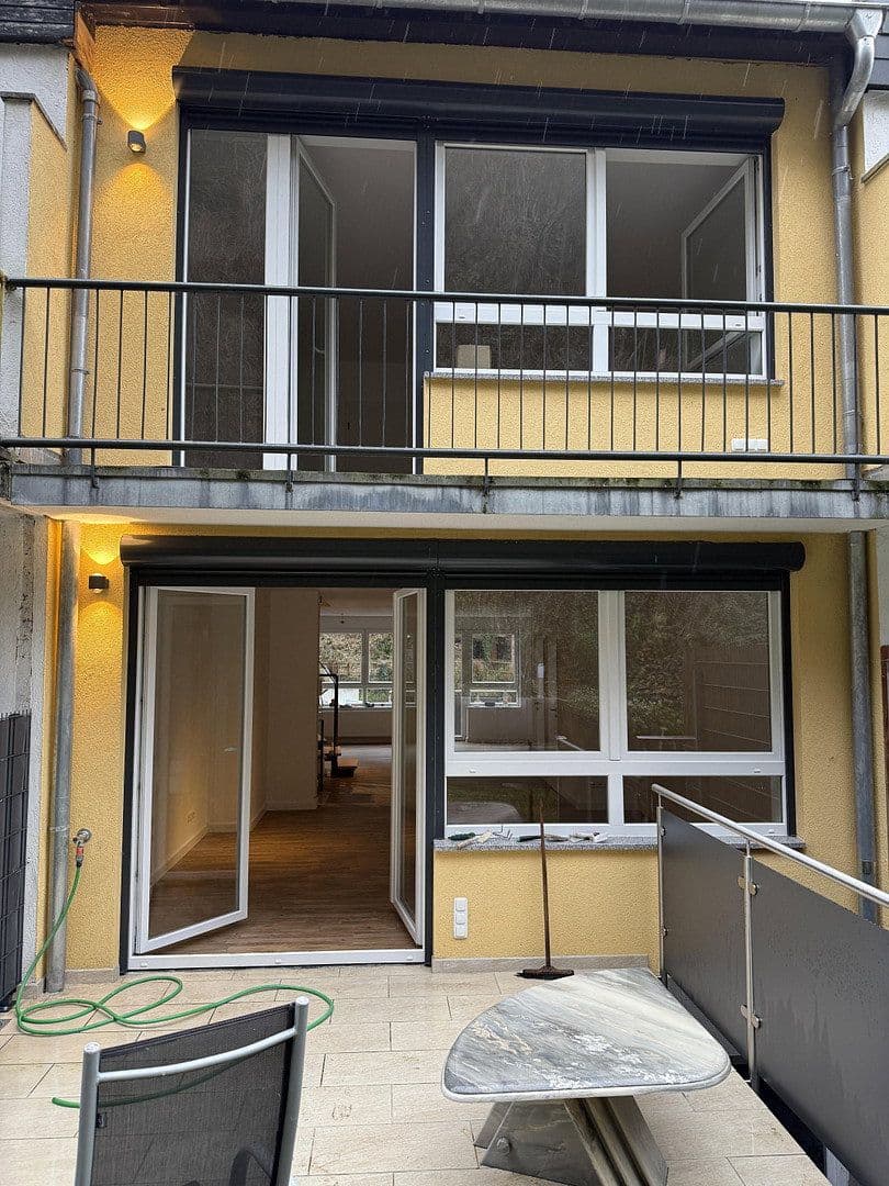 Pronájem domu 120 m², pozemek 207 m², Nibelungenstraße 146A, Bensheim, Hessen Pronájem domu 120 m², pozemek 207 m², Nibelungenstraße 146A, Bensheim, Hessen