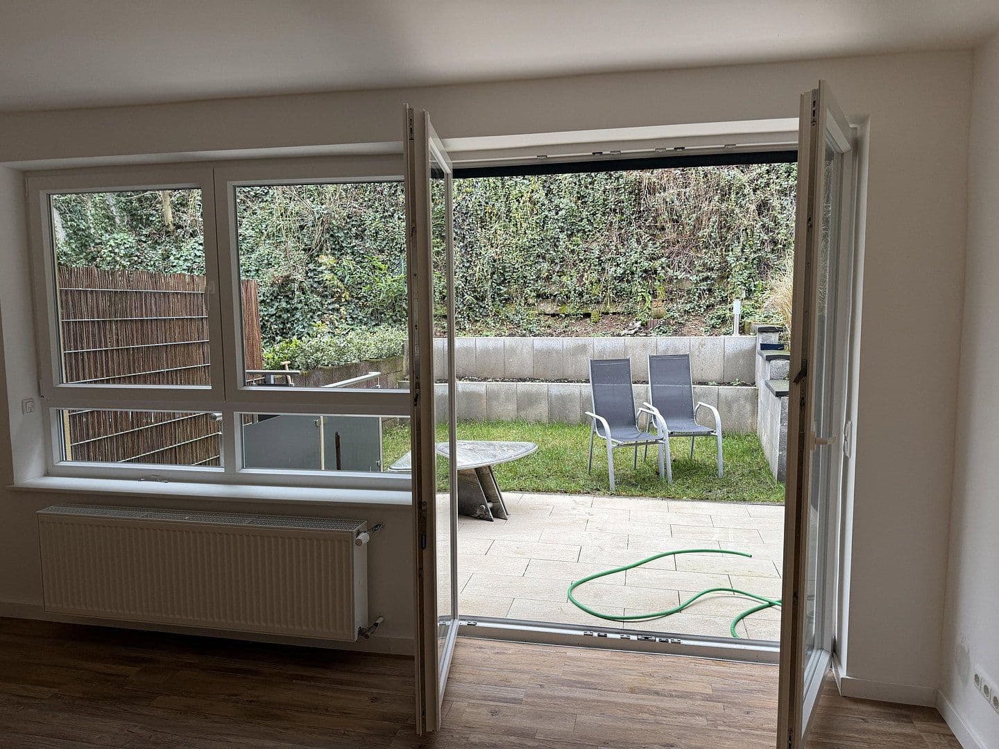 Pronájem domu 120 m², pozemek 207 m², Nibelungenstraße 146A, Bensheim, Hessen Pronájem domu 120 m², pozemek 207 m², Nibelungenstraße 146A, Bensheim, Hessen