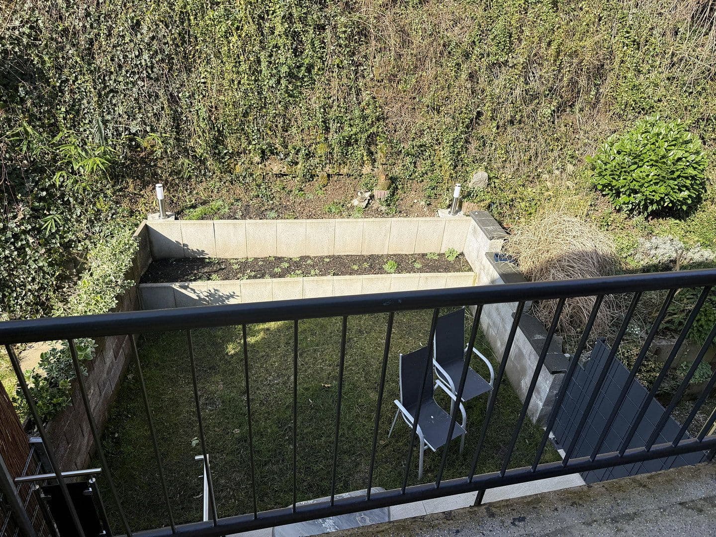 Pronájem domu 120 m², pozemek 207 m², Nibelungenstraße 146A, Bensheim, Hessen Pronájem domu 120 m², pozemek 207 m², Nibelungenstraße 146A, Bensheim, Hessen