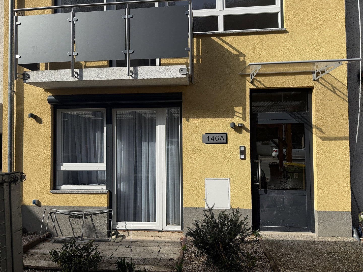 Pronájem domu 120 m², pozemek 207 m², Nibelungenstraße 146A, Bensheim, Hessen Pronájem domu 120 m², pozemek 207 m², Nibelungenstraße 146A, Bensheim, Hessen