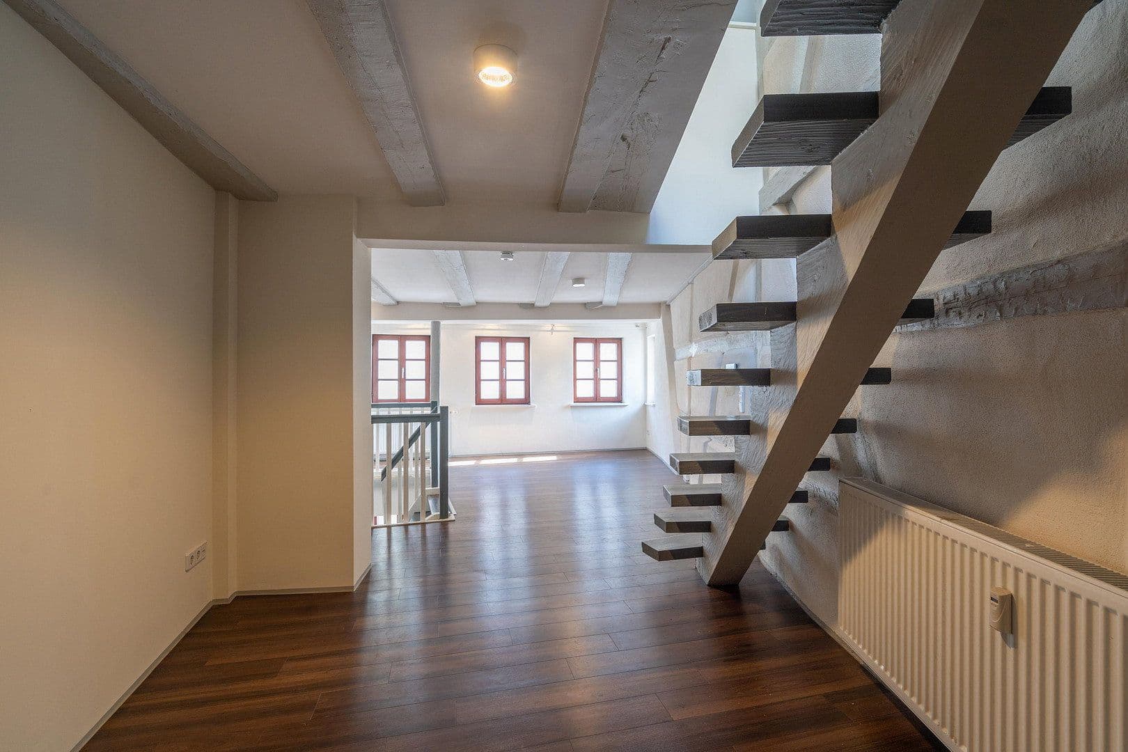 Pronájem bytu 3+1 125 m², Am Stadtberg 28, Dillingen an der Donau, Bavorsko Pronájem bytu 3+1 125 m², Am Stadtberg 28, Dillingen an der Donau, Bavorsko