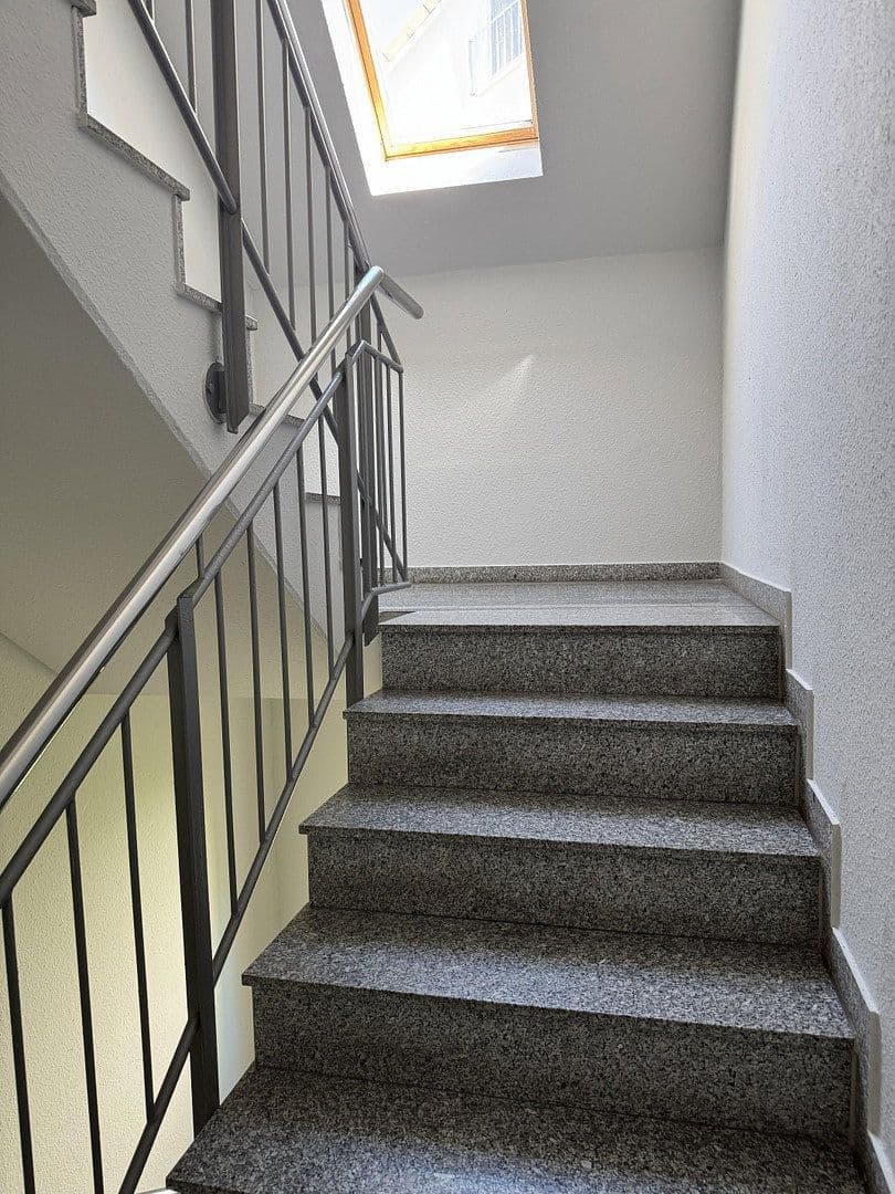 Prodej bytu 3+1 75 m², Sonnenallee 20, Magdeburg, Sasko-Anhaltsko Prodej bytu 3+1 75 m², Sonnenallee 20, Magdeburg, Sasko-Anhaltsko