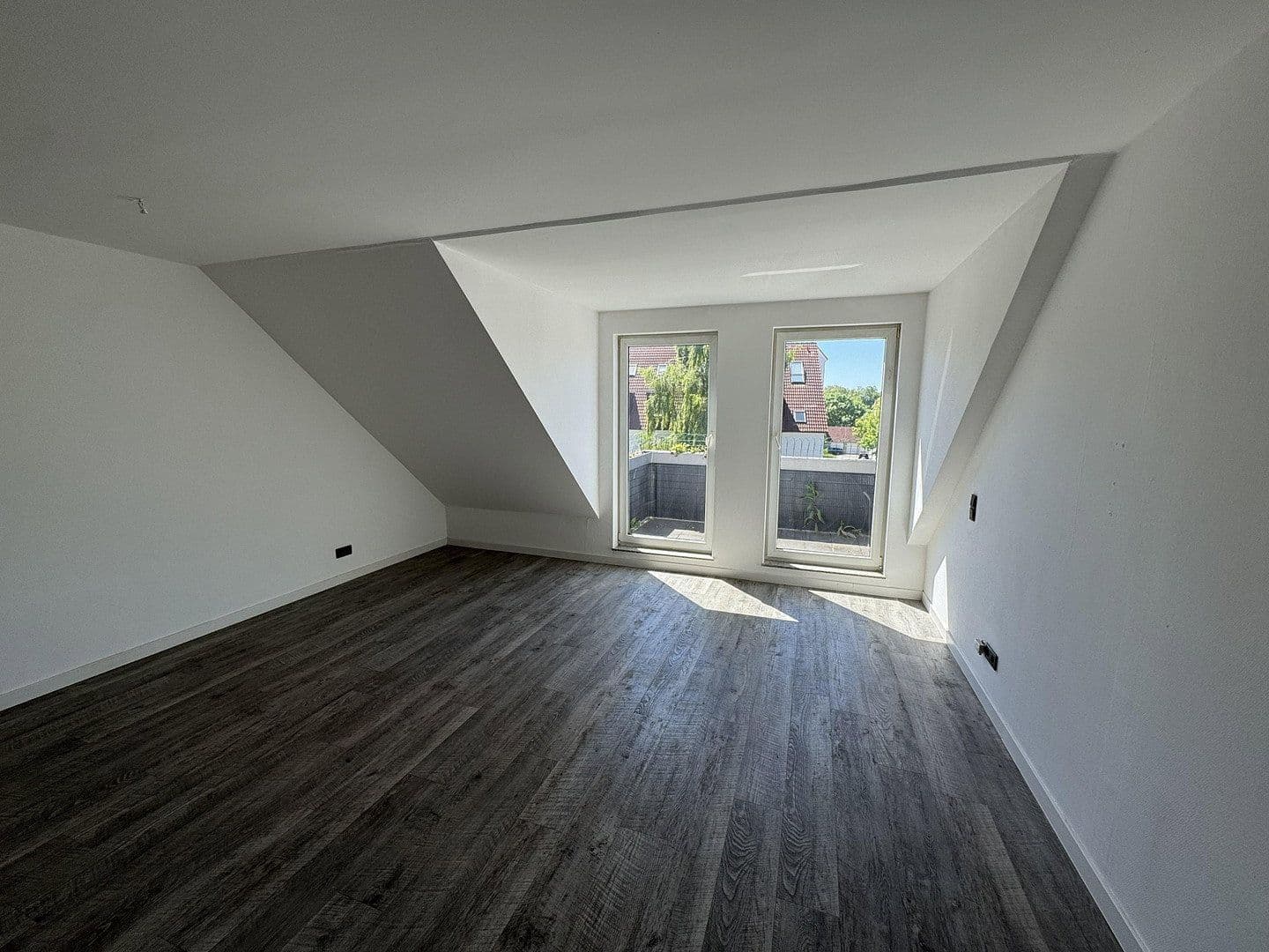 Prodej bytu 3+1 75 m², Sonnenallee 20, Magdeburg, Sasko-Anhaltsko Prodej bytu 3+1 75 m², Sonnenallee 20, Magdeburg, Sasko-Anhaltsko