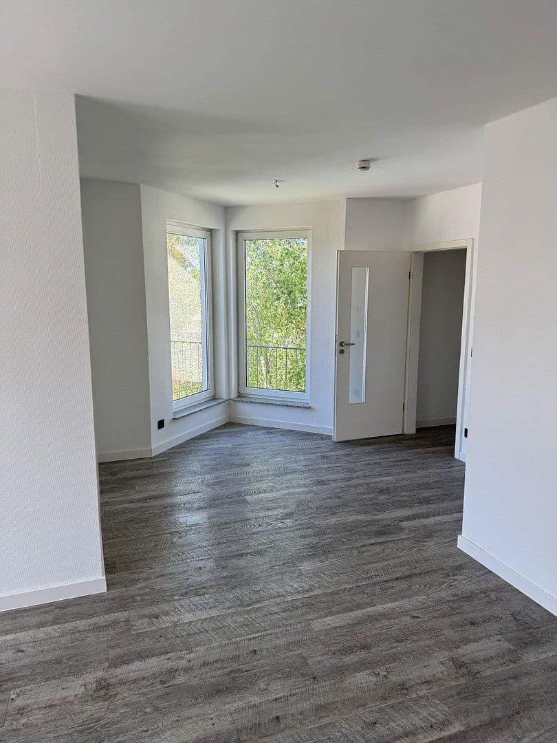 Prodej bytu 3+1 75 m², Sonnenallee 20, Magdeburg, Sasko-Anhaltsko Prodej bytu 3+1 75 m², Sonnenallee 20, Magdeburg, Sasko-Anhaltsko