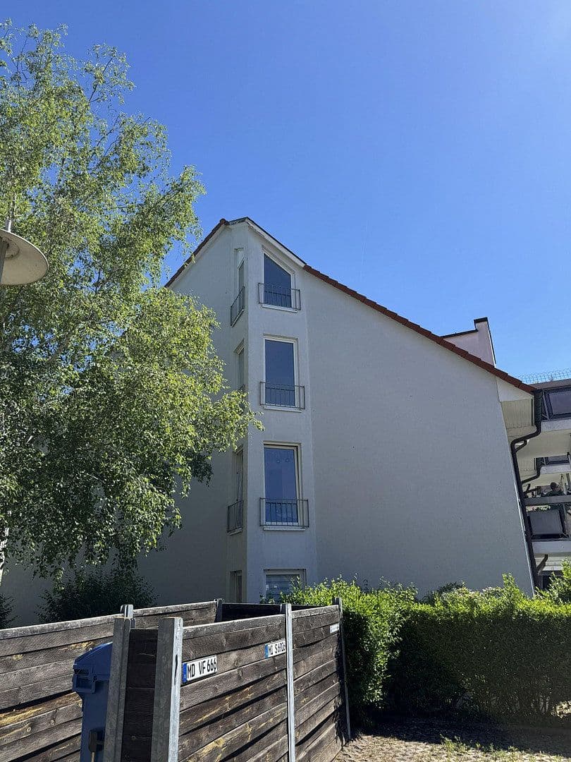 Prodej bytu 3+1 75 m², Sonnenallee 20, Magdeburg, Sasko-Anhaltsko Prodej bytu 3+1 75 m², Sonnenallee 20, Magdeburg, Sasko-Anhaltsko