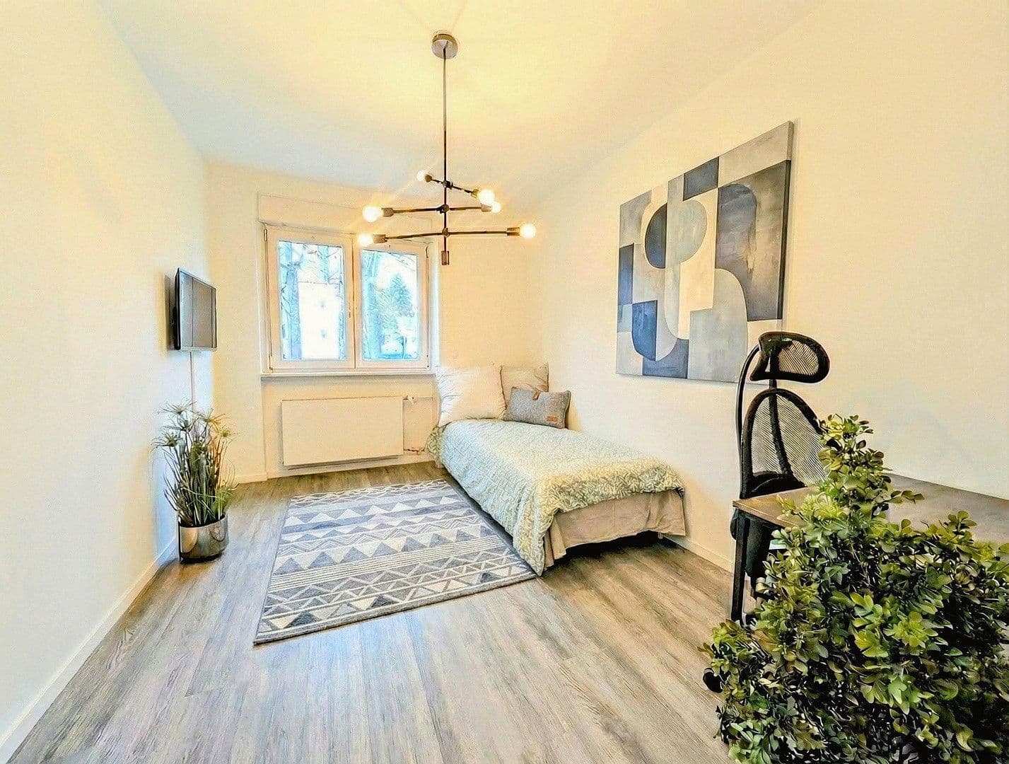Prodej bytu 4+1 92 m², Berlin, Berlín Prodej bytu 4+1 92 m², Berlin, Berlín