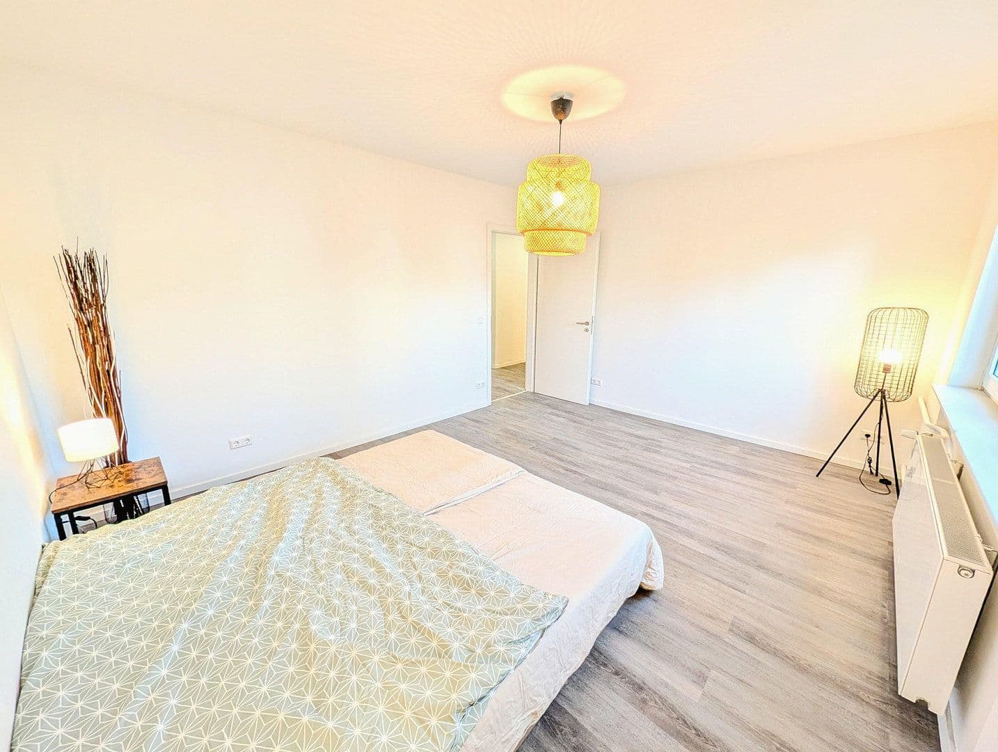 Prodej bytu 4+1 92 m², Berlin, Berlín Prodej bytu 4+1 92 m², Berlin, Berlín