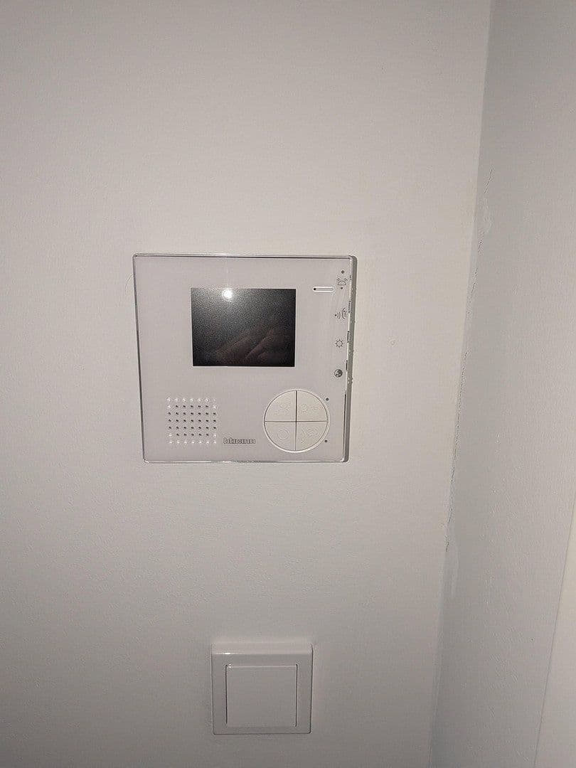 Pronájem bytu 3+1 90 m², Roßtal, Bavorsko Pronájem bytu 3+1 90 m², Roßtal, Bavorsko