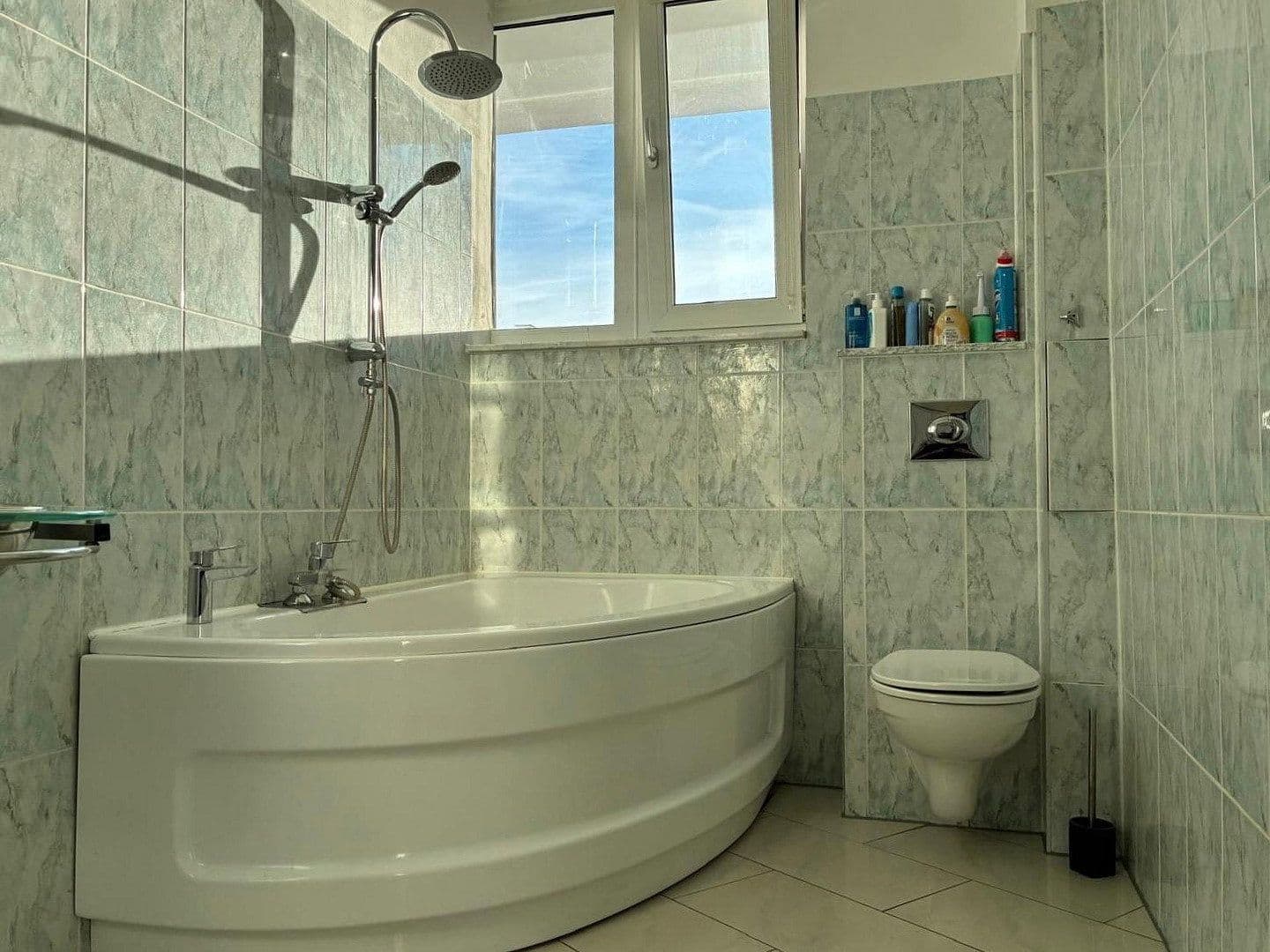 Prodej bytu 2+1 54 m², Berlin, Berlín Prodej bytu 2+1 54 m², Berlin, Berlín