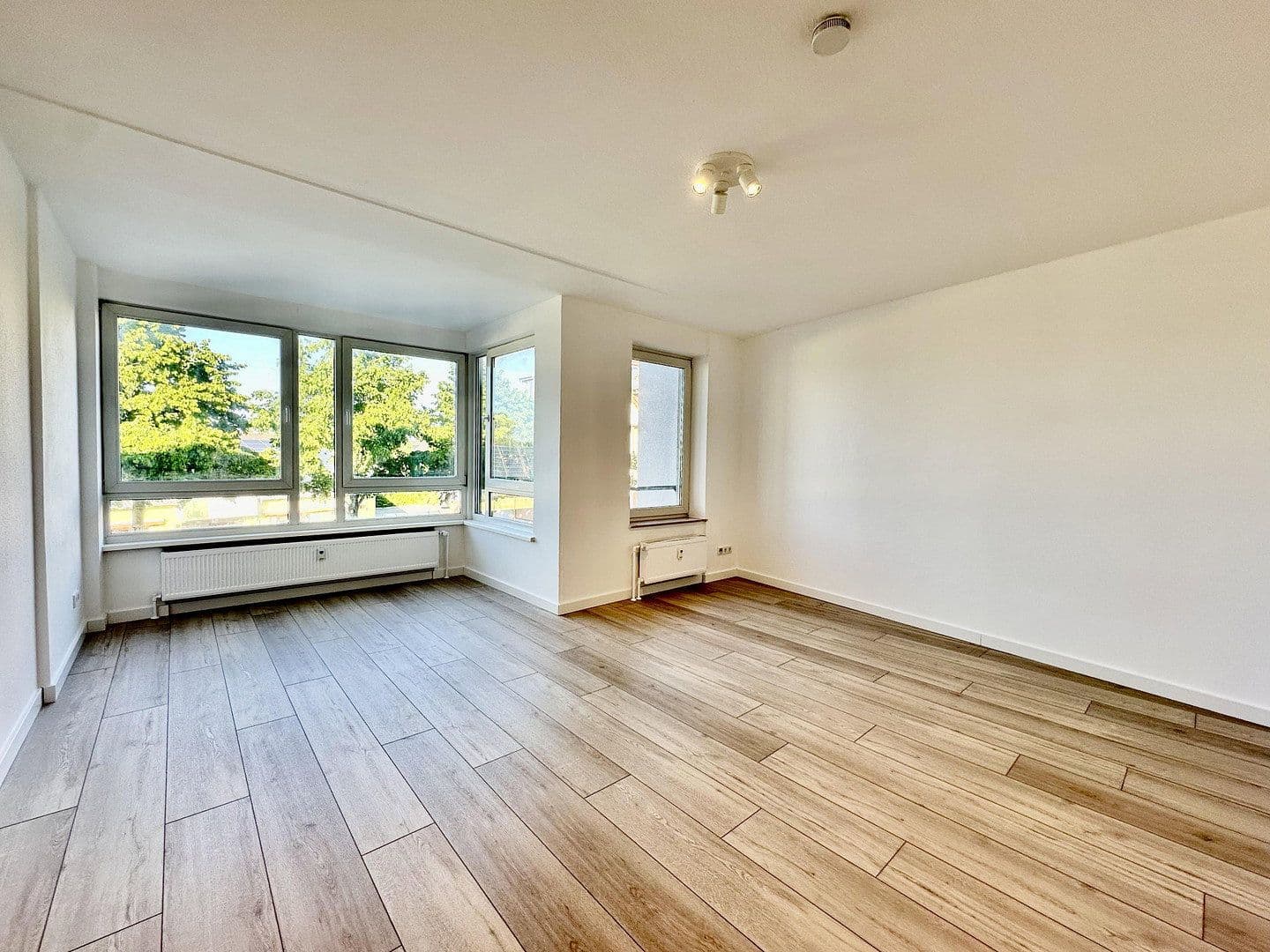 Prodej bytu 1+1 31 m², Nordstraße 29, Paderborn, Severní Porýní-Vestfálsko Prodej bytu 1+1 31 m², Nordstraße 29, Paderborn, Severní Porýní-Vestfálsko