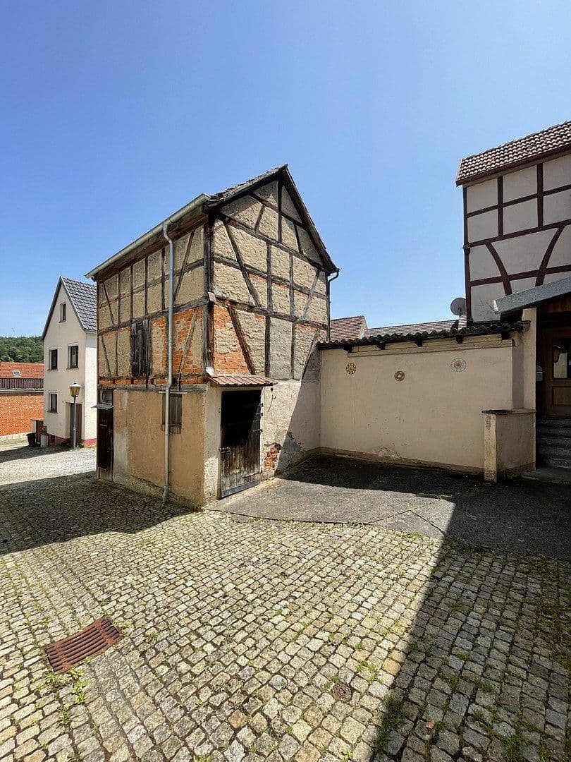 Prodej domu 266 m², pozemek 293 m², Maßbach, Bavorsko Prodej domu 266 m², pozemek 293 m², Maßbach, Bavorsko