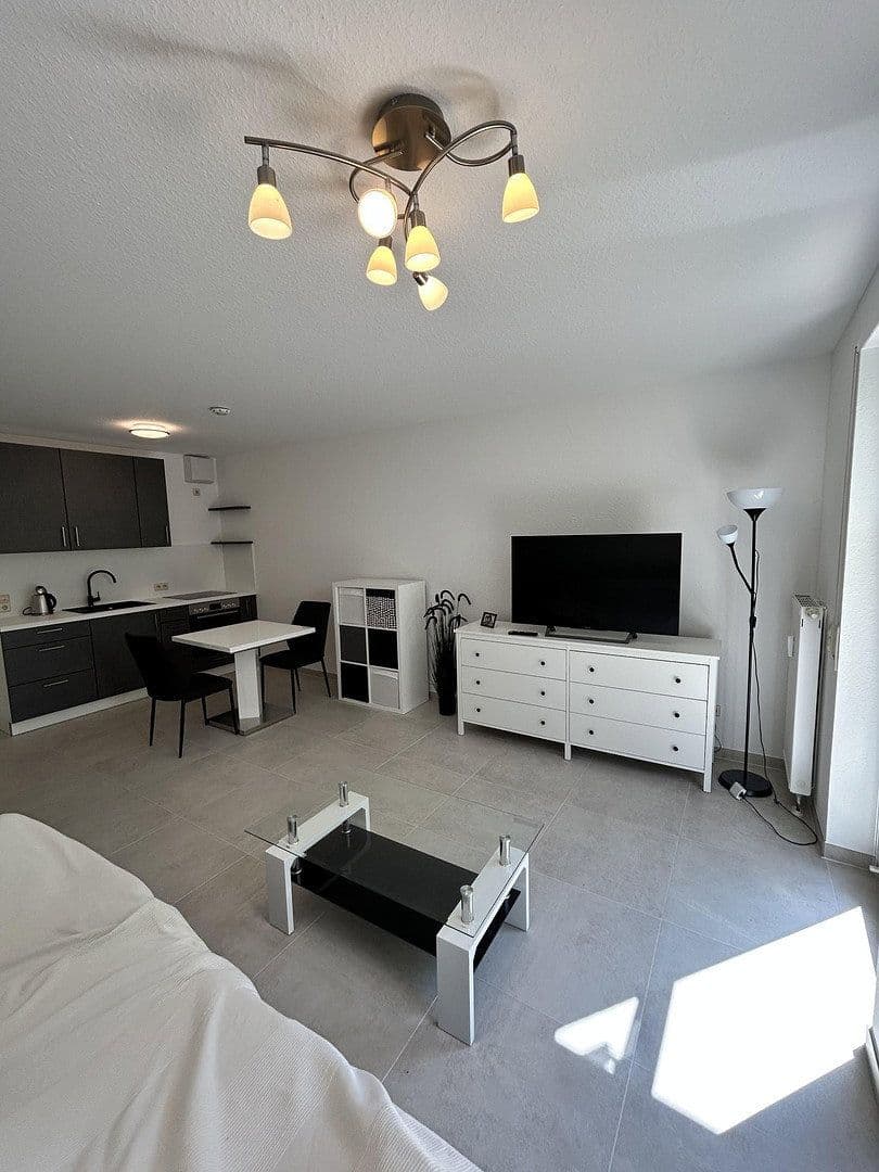 Pronájem bytu 1+1 31 m², Breitestraße 3, Gäufelden, Bádensko-Württembersko Pronájem bytu 1+1 31 m², Breitestraße 3, Gäufelden, Bádensko-Württembersko