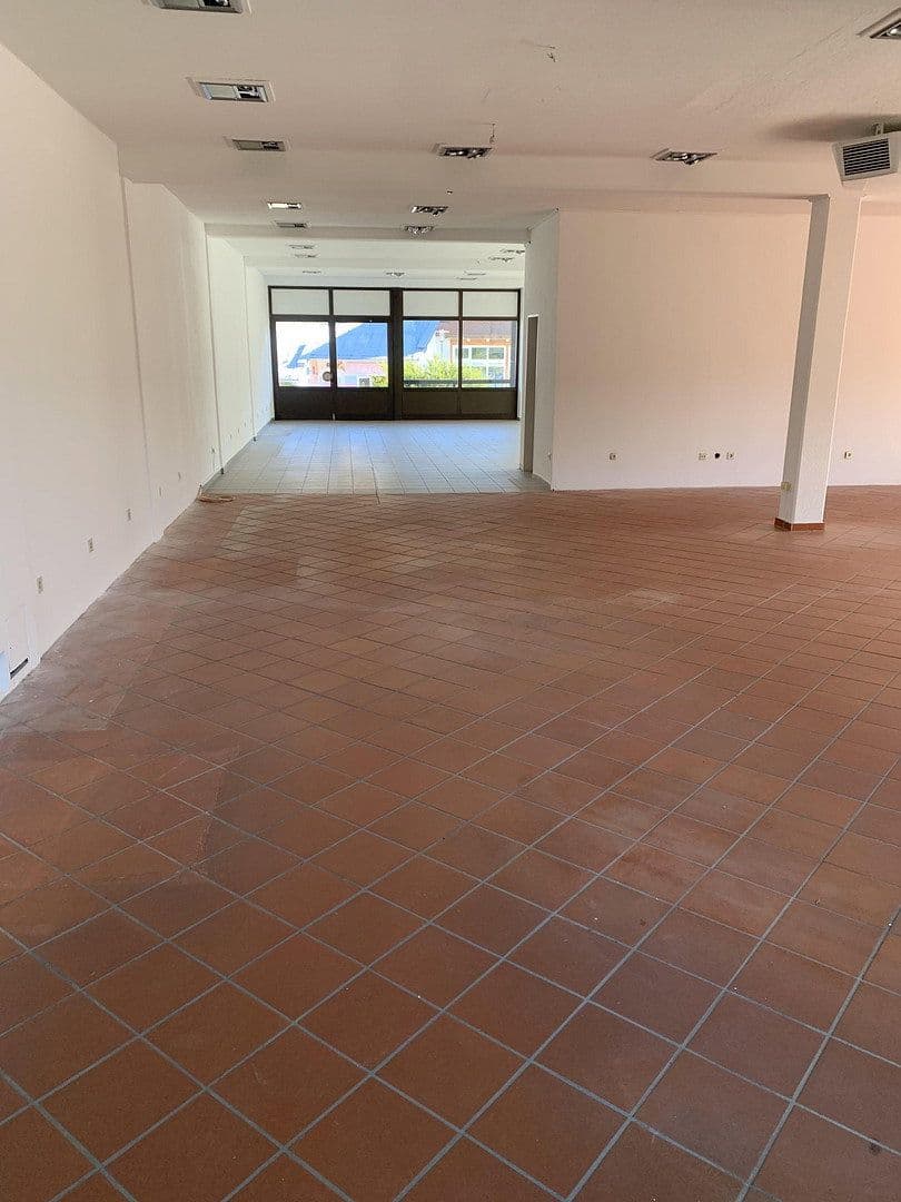 Pronájem nebytového prostoru 240 m², Bodenmais, Bavorsko Pronájem nebytového prostoru 240 m², Bodenmais, Bavorsko