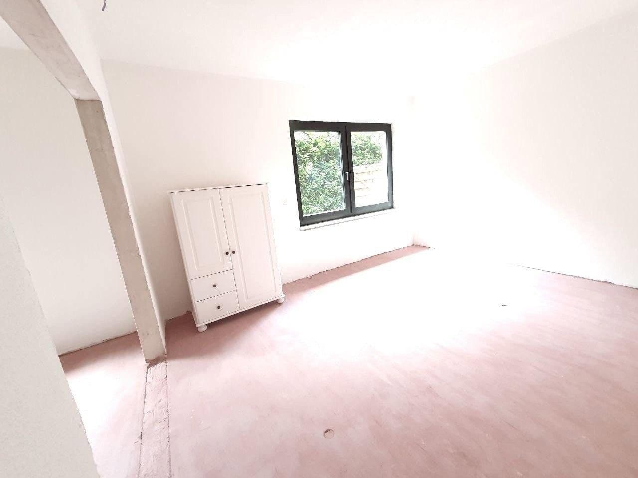 Prodej domu 200 m², pozemek 760 m², Rhauderfehn, Dolní Sasko Prodej domu 200 m², pozemek 760 m², Rhauderfehn, Dolní Sasko