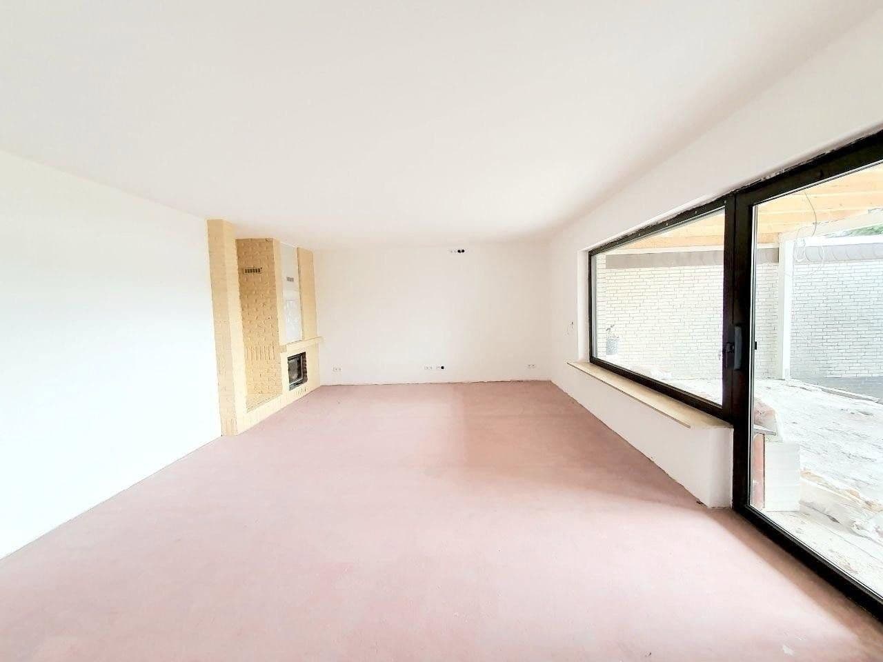 Prodej domu 200 m², pozemek 760 m², Rhauderfehn, Dolní Sasko Prodej domu 200 m², pozemek 760 m², Rhauderfehn, Dolní Sasko