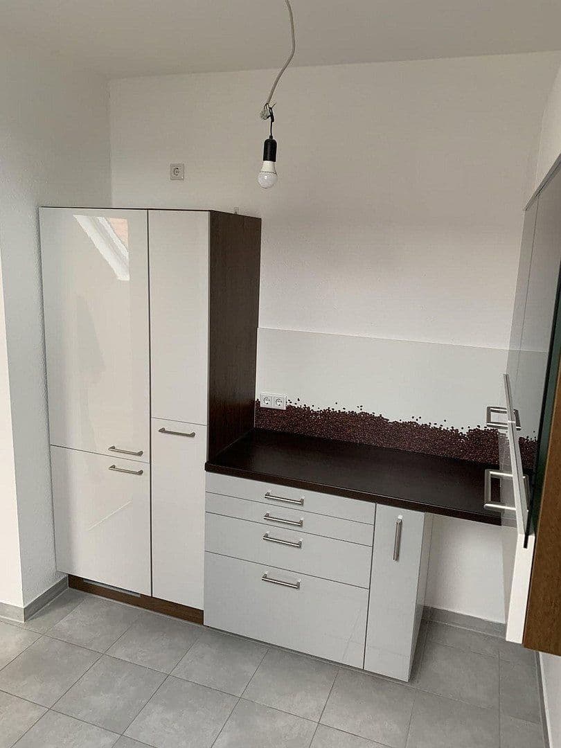 Pronájem bytu 3+1 60 m², Friedberg (Hessen), Hessen Pronájem bytu 3+1 60 m², Friedberg (Hessen), Hessen