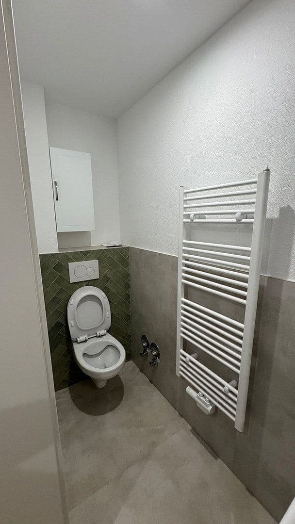 Pronájem bytu 4+1 80 m², Böblinger Straße 334, Stuttgart, Bádensko-Württembersko Pronájem bytu 4+1 80 m², Böblinger Straße 334, Stuttgart, Bádensko-Württembersko