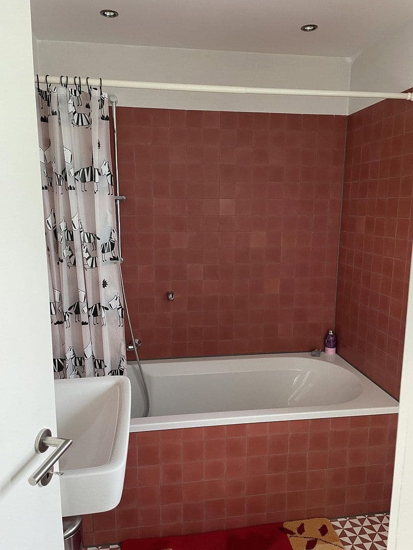 Prodej domu 180 m², pozemek 662 m², Limburg an der Lahn, Hessen Prodej domu 180 m², pozemek 662 m², Limburg an der Lahn, Hessen