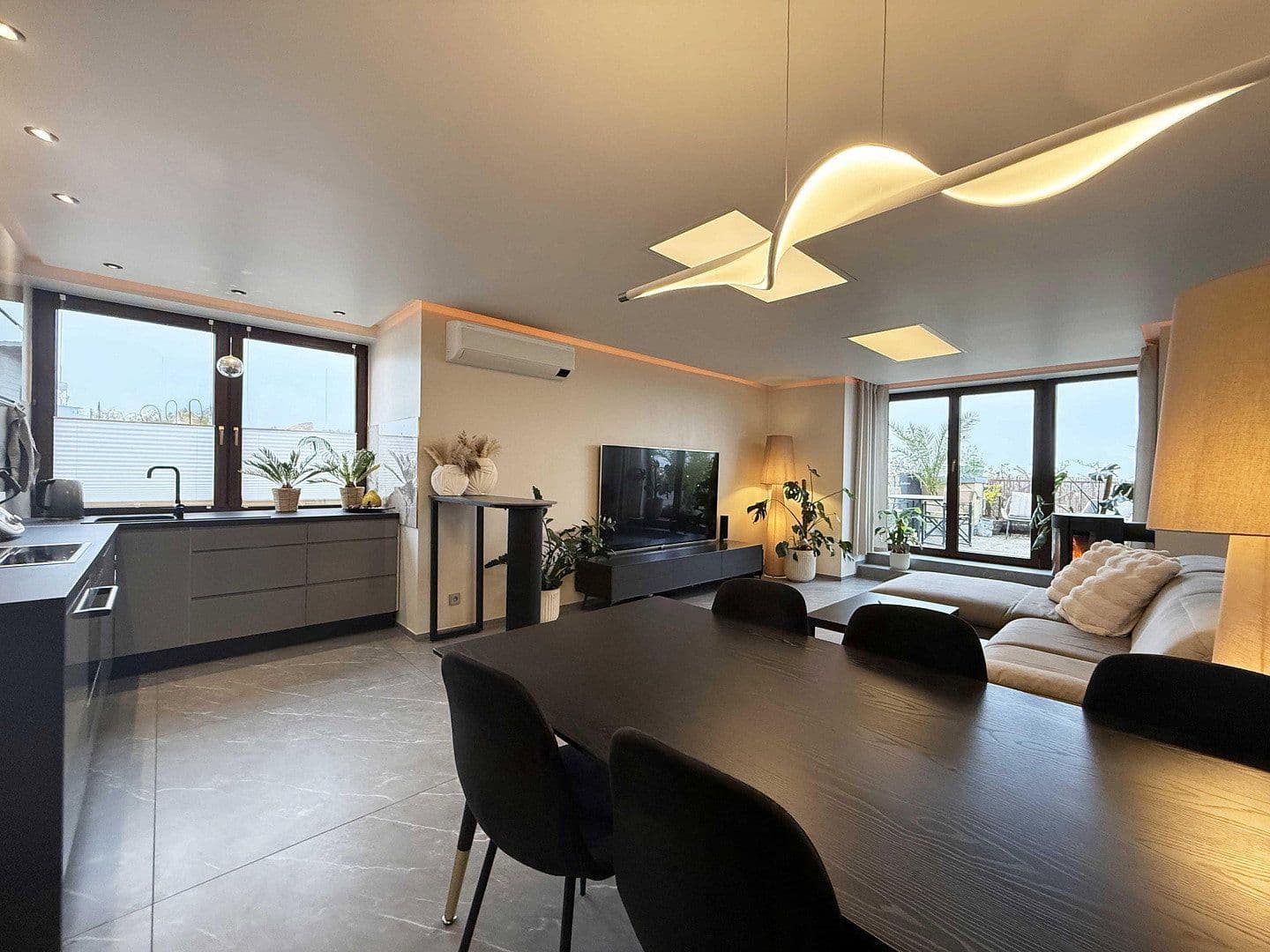 Pronájem bytu 3+1 95 m², Mainz Hartenberg-Münchfeld, Porýní-Falc Pronájem bytu 3+1 95 m², Mainz Hartenberg-Münchfeld, Porýní-Falc