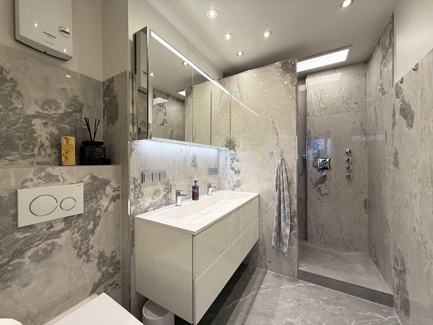 Pronájem bytu 3+1 95 m², Mainz Hartenberg-Münchfeld, Porýní-Falc Pronájem bytu 3+1 95 m², Mainz Hartenberg-Münchfeld, Porýní-Falc