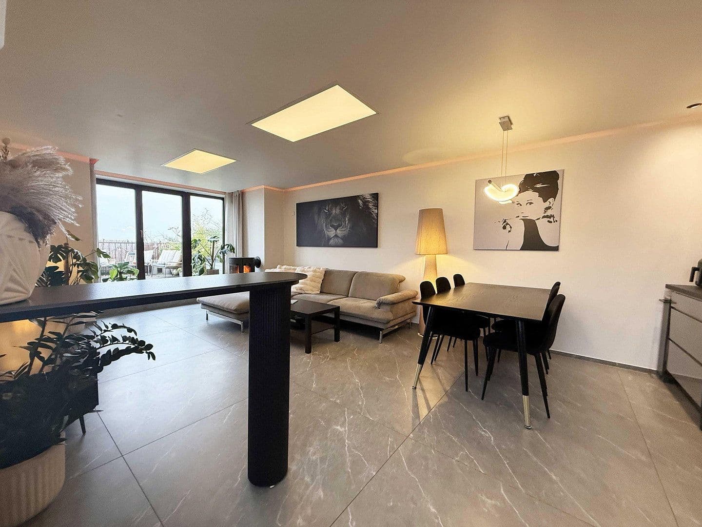 Pronájem bytu 3+1 95 m², Mainz Hartenberg-Münchfeld, Porýní-Falc Pronájem bytu 3+1 95 m², Mainz Hartenberg-Münchfeld, Porýní-Falc