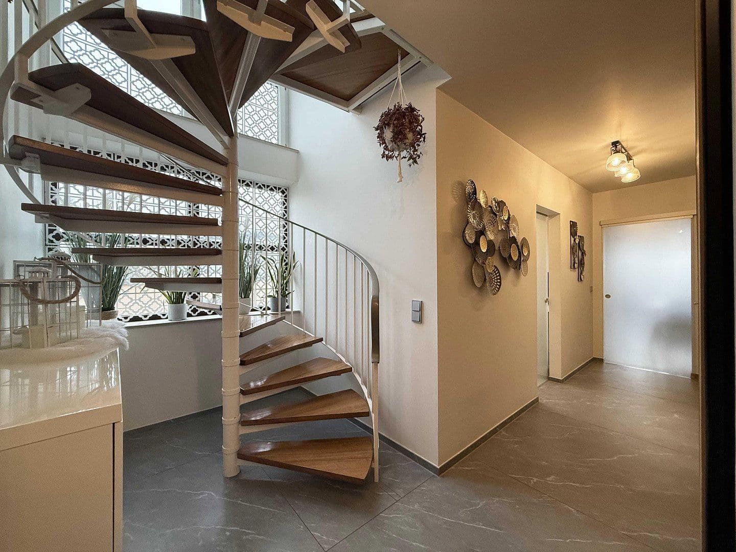 Pronájem bytu 3+1 95 m², Mainz Hartenberg-Münchfeld, Porýní-Falc Pronájem bytu 3+1 95 m², Mainz Hartenberg-Münchfeld, Porýní-Falc
