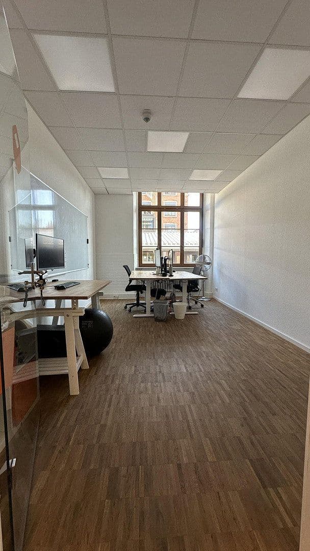 Pronájem kanceláře 380 m², Bergheimer Str. 147, Heidelberg, Bádensko-Württembersko Pronájem kanceláře 380 m², Bergheimer Str. 147, Heidelberg, Bádensko-Württembersko
