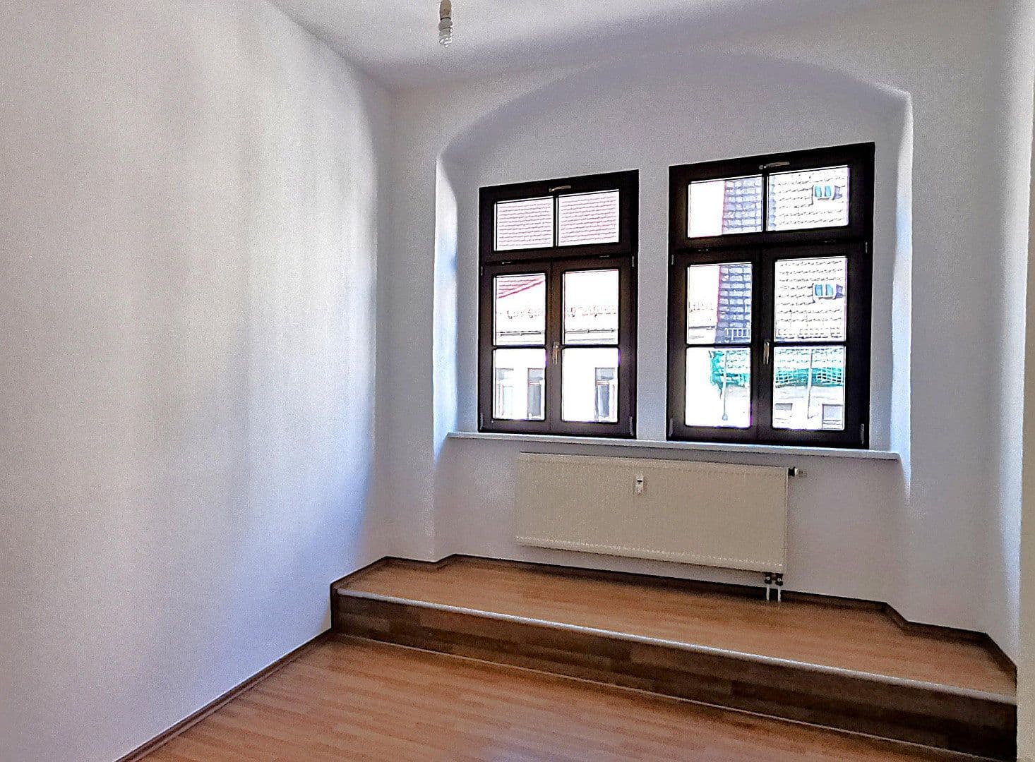 Pronájem bytu 3+1 95 m², Petersstrasse 23, Freiberg, Sasko Pronájem bytu 3+1 95 m², Petersstrasse 23, Freiberg, Sasko