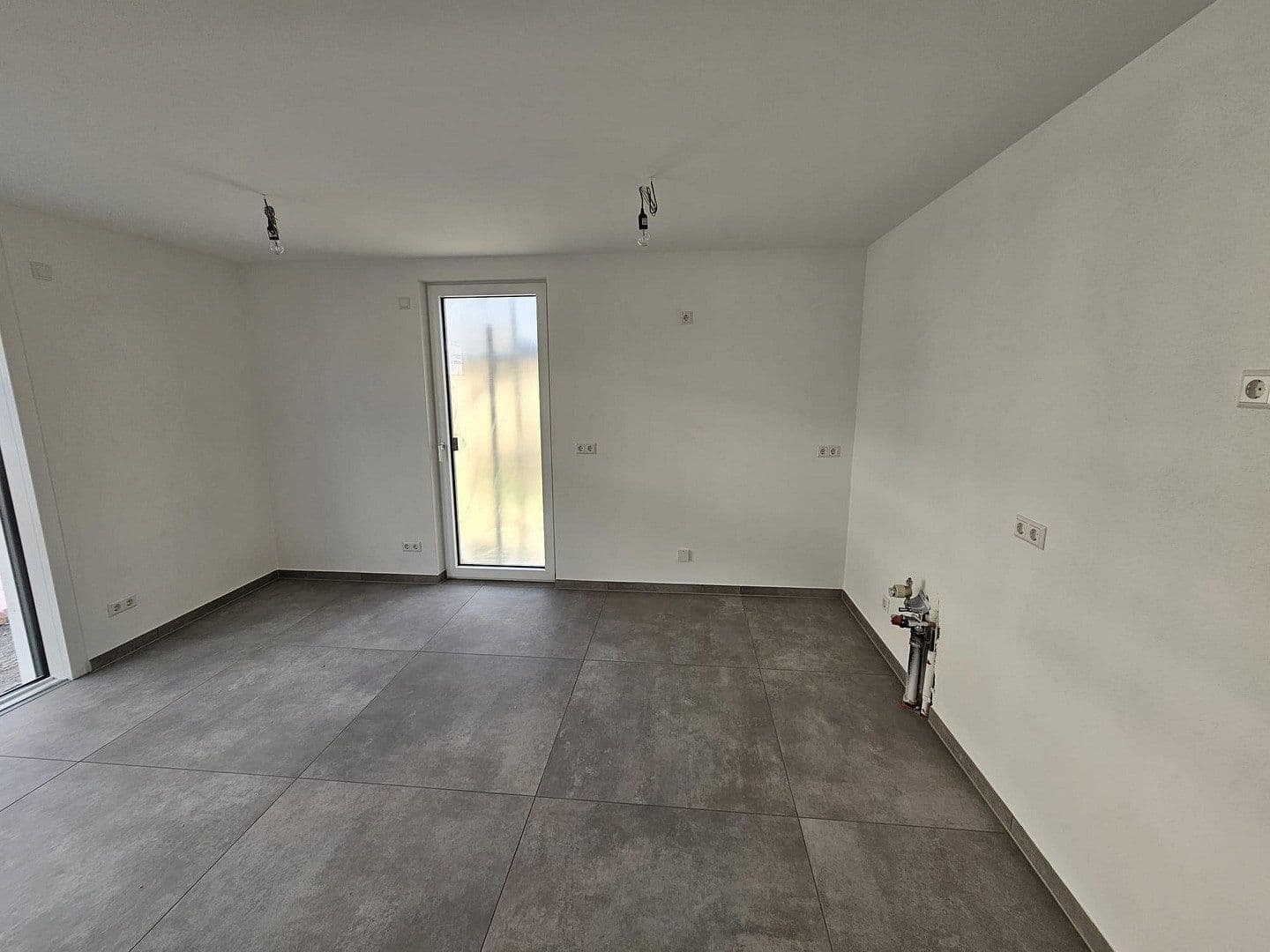 Pronájem bytu 1+kk 61 m², Altinger Straße 21, Gäufelden, Bádensko-Württembersko Pronájem bytu 1+kk 61 m², Altinger Straße 21, Gäufelden, Bádensko-Württembersko