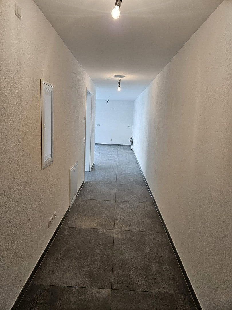 Pronájem bytu 1+kk 61 m², Altinger Straße 21, Gäufelden, Bádensko-Württembersko Pronájem bytu 1+kk 61 m², Altinger Straße 21, Gäufelden, Bádensko-Württembersko